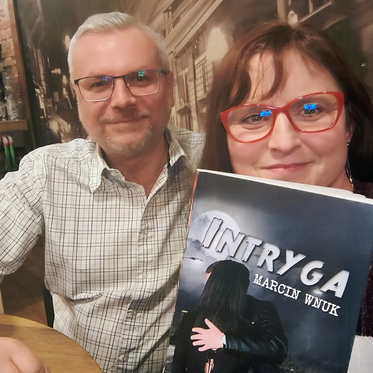 Recenzja powieści "Intryga" 3 intryga 3